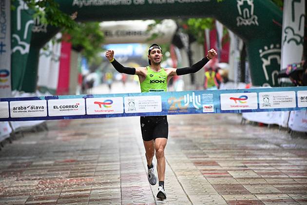 Martin Fiz maratoia irabazi du Jokin Muñozek
