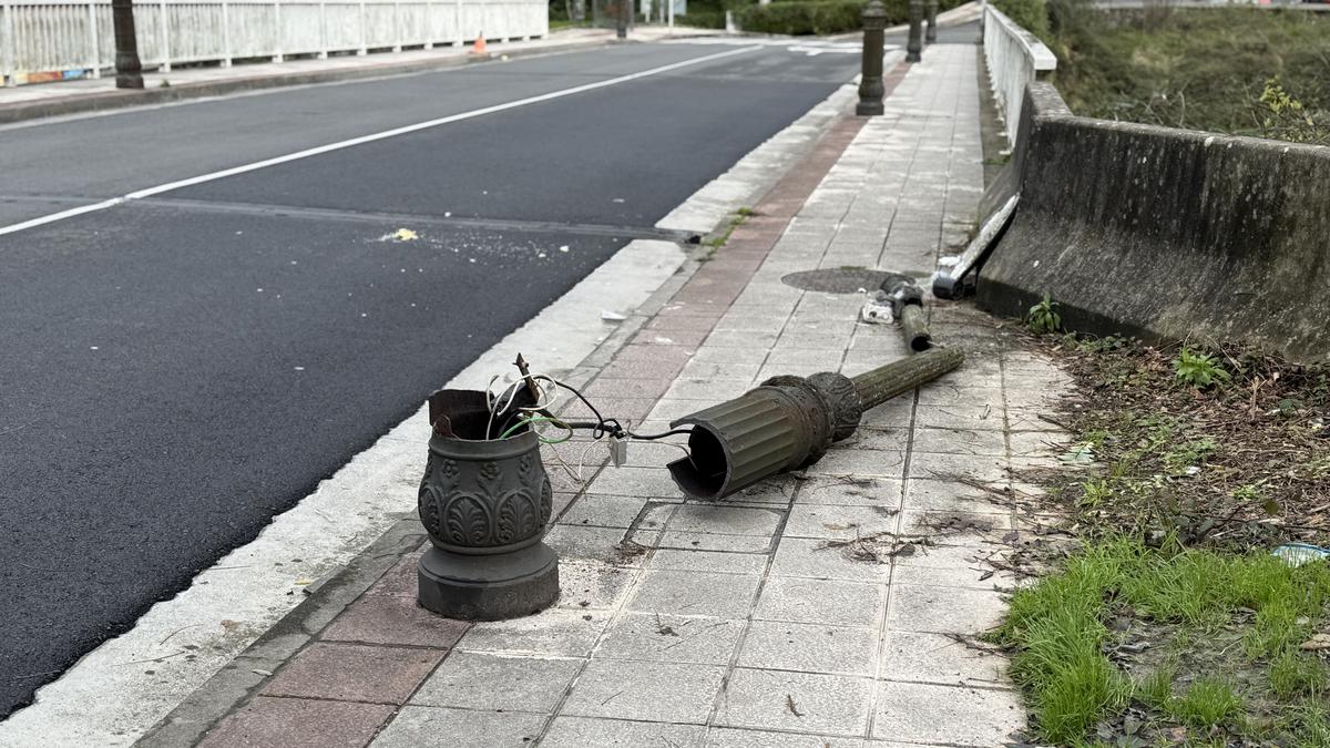 Beste farola bat botata Olean